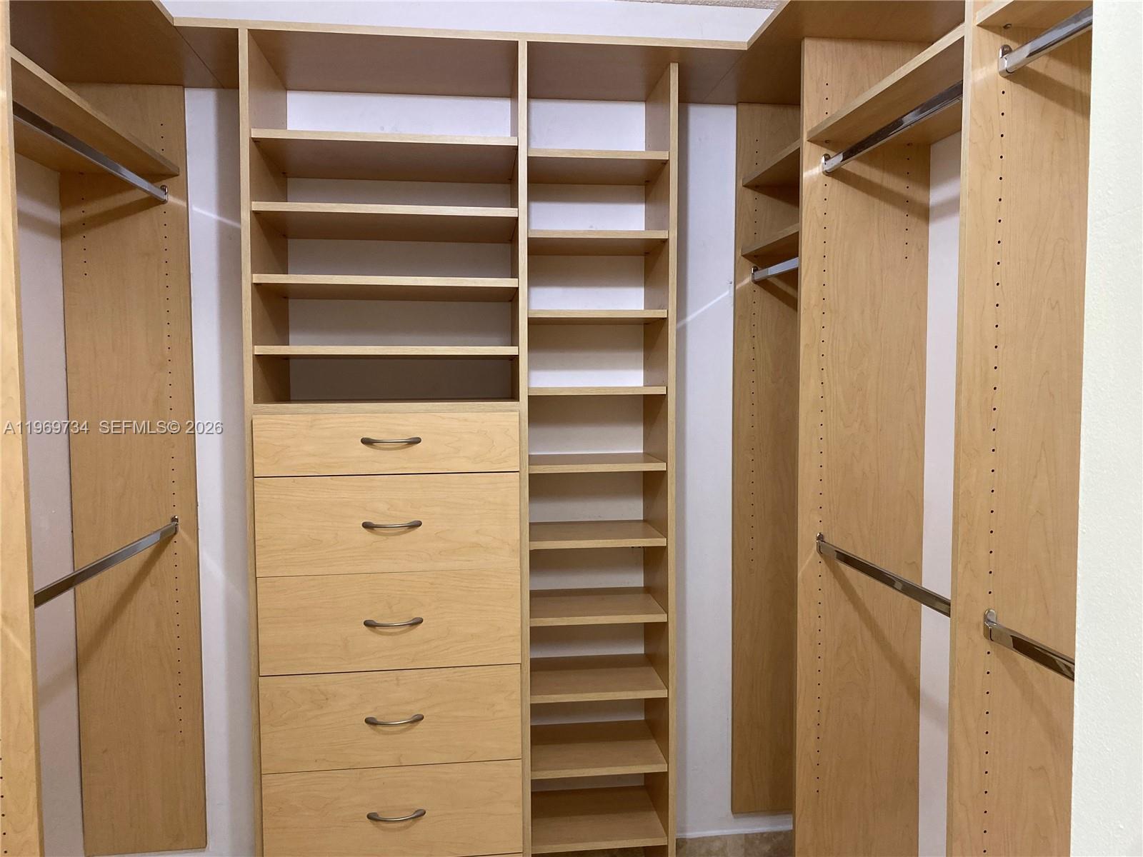 LAKE POINTE SEC 2 - Residential