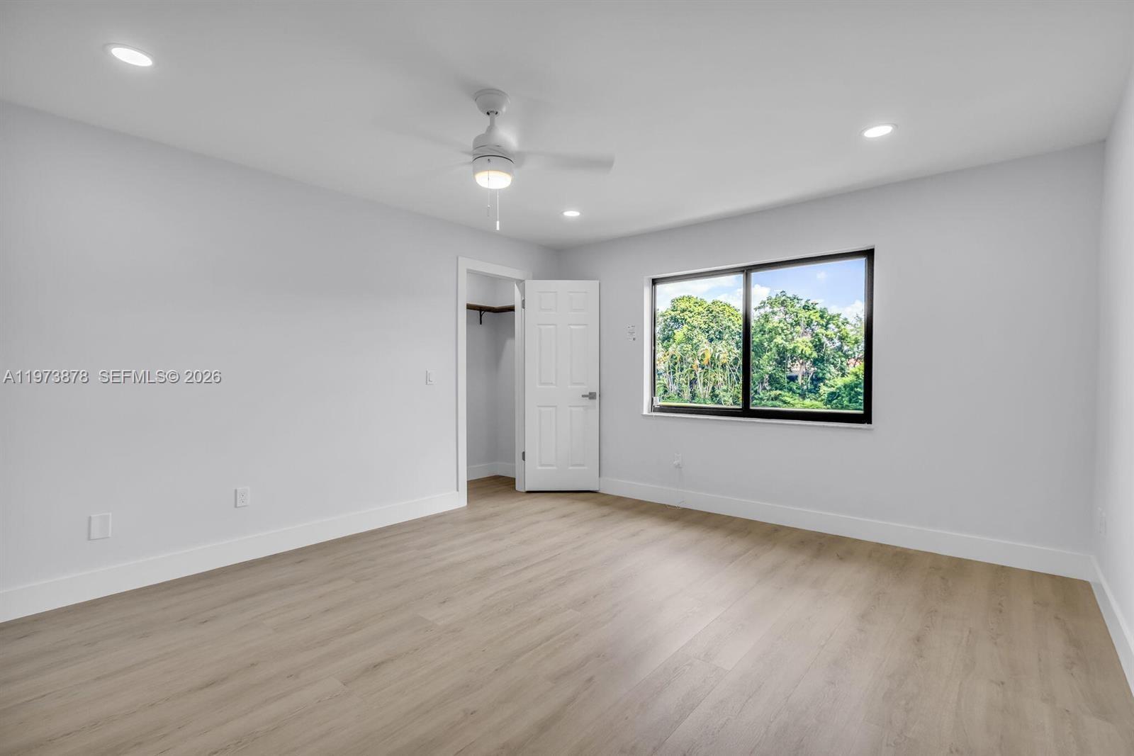 FAIRWAYS OF BOCA LAGO CON - Residential