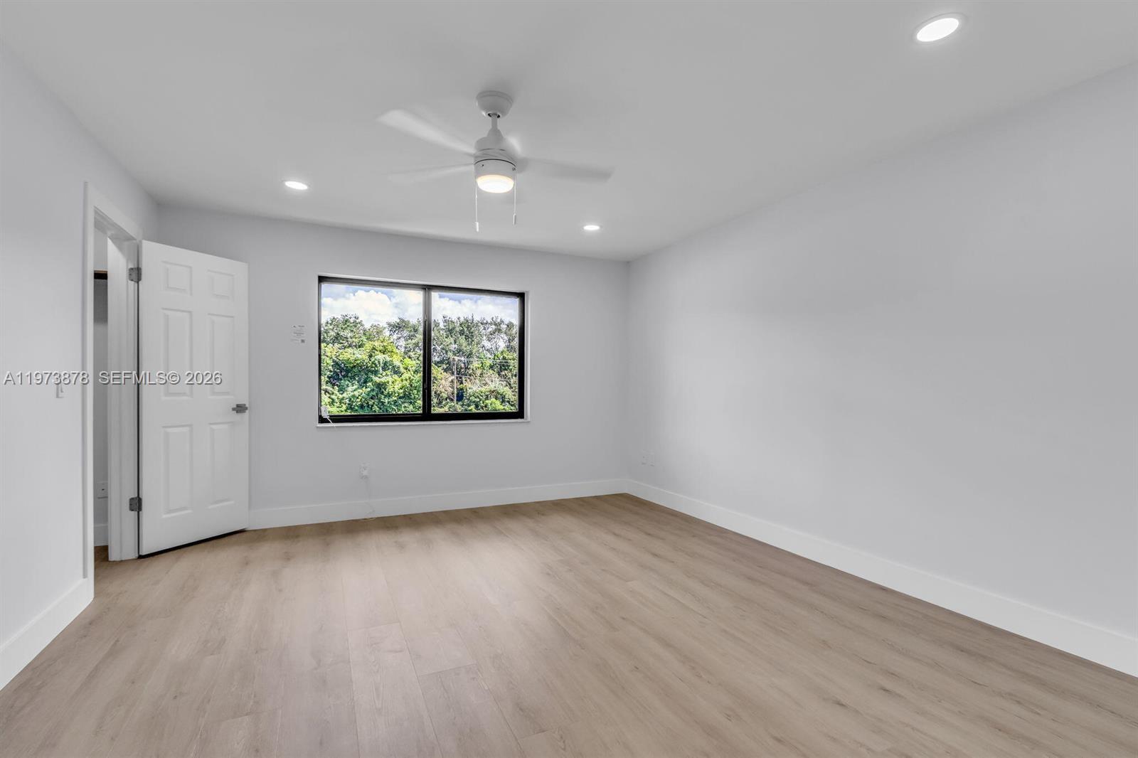 FAIRWAYS OF BOCA LAGO CON - Residential