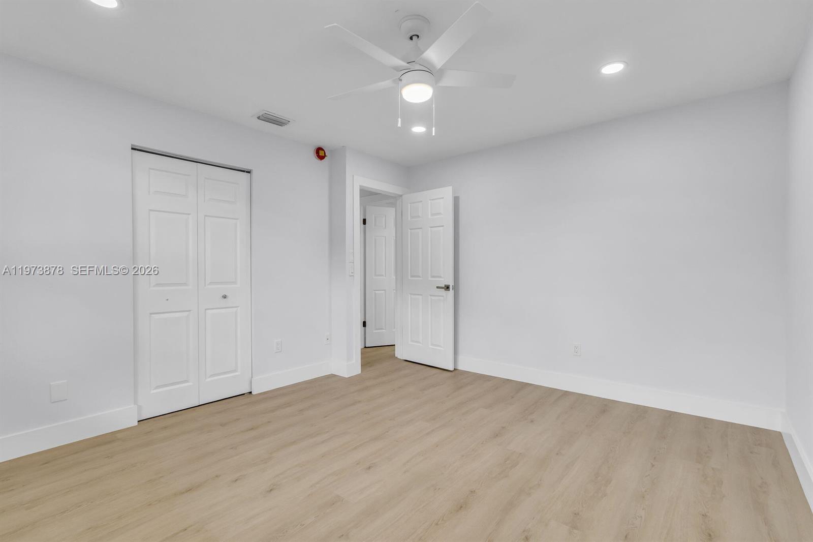 FAIRWAYS OF BOCA LAGO CON - Residential