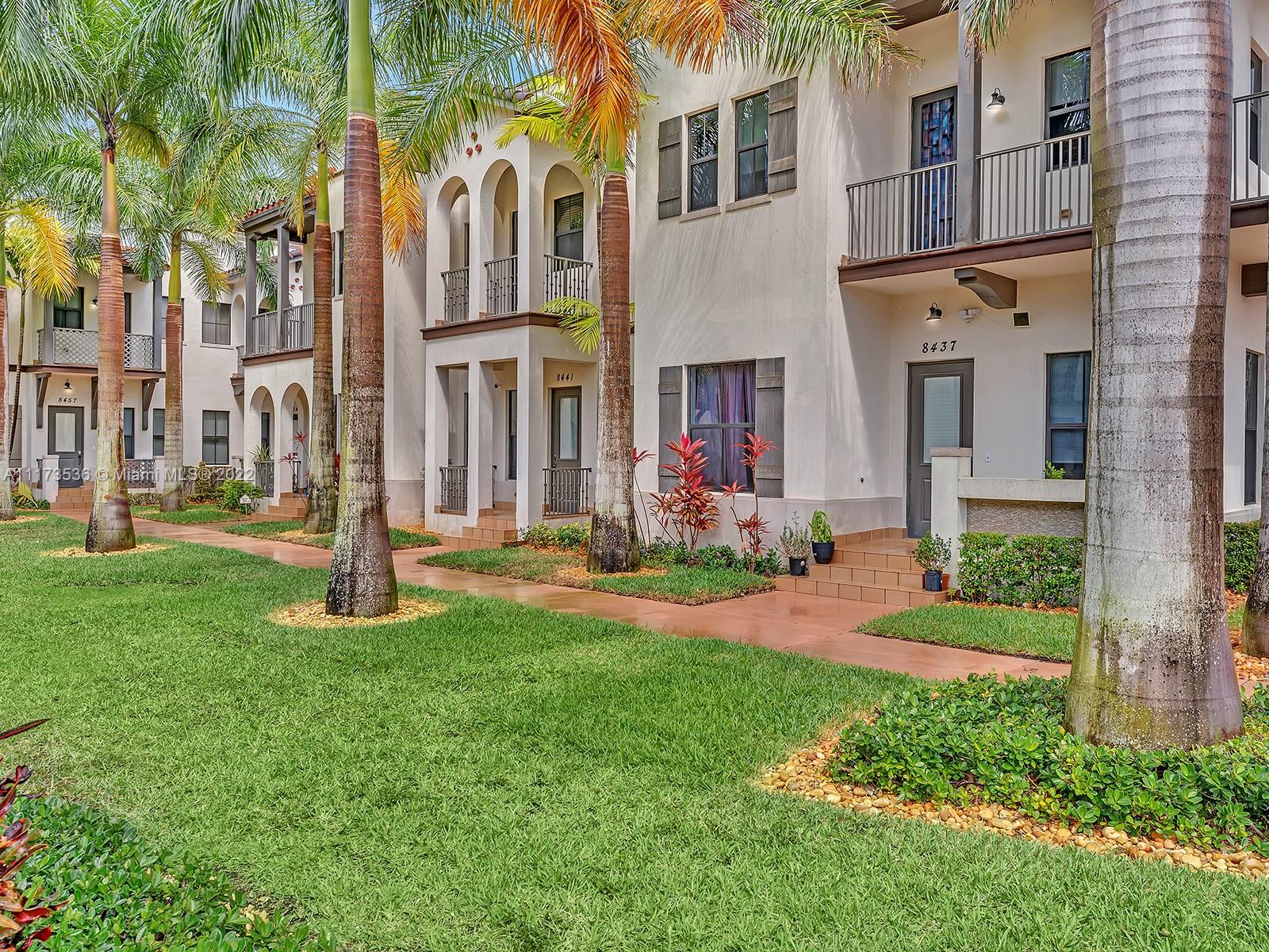 DOWNTOWN DORAL DUTCHER - Residential