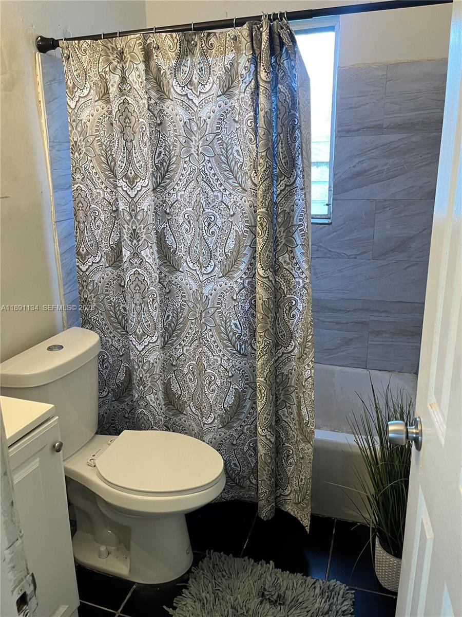 STEPHEN MANOR - Residential