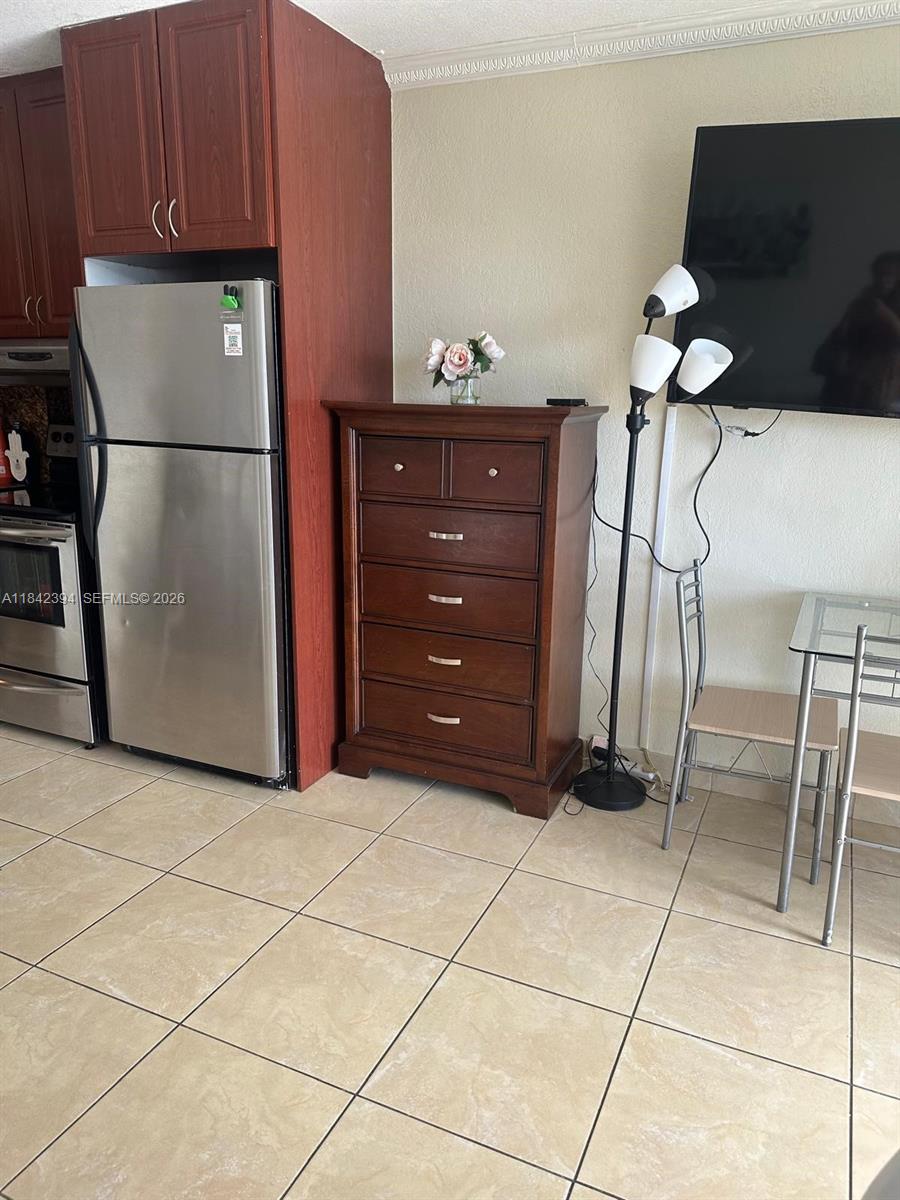 THE AVENTURA BEACH CLUB C - Residential