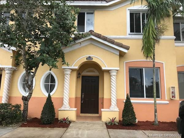 SHOMA TOWNHOMES AT KEYSCO - Residential