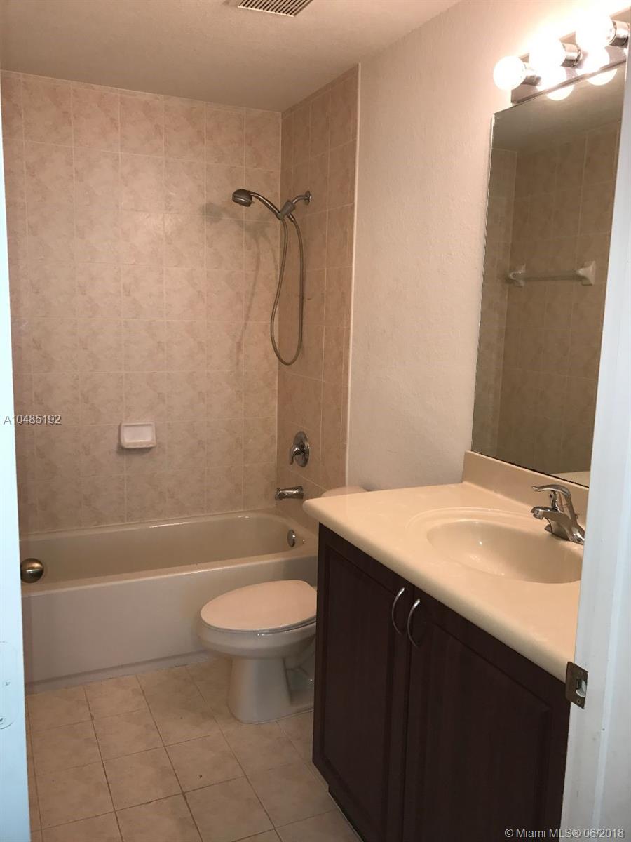 SHOMA TOWNHOMES AT KEYSCO - Residential