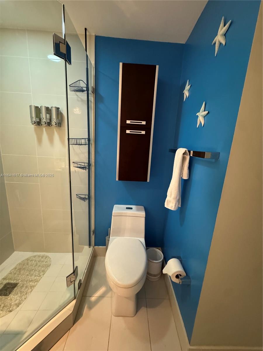 BRICKELL HEIGHTS WEST CON - Residential Lease
