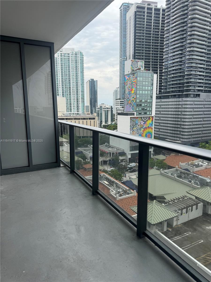 BRICKELL HEIGHTS WEST CON - Residential Lease