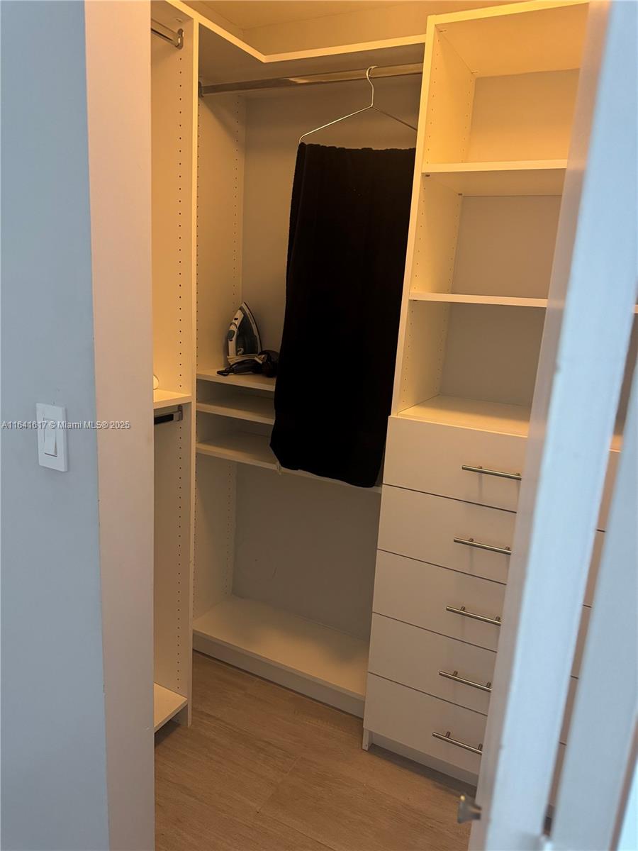 BRICKELL HEIGHTS WEST CON - Residential Lease