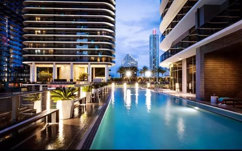 55 SW 9th St 1005 Miami FL 33130
