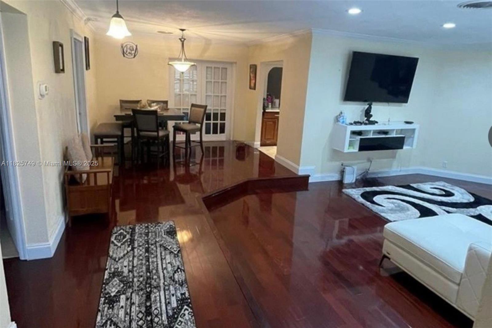 5062 NW 41st Pl