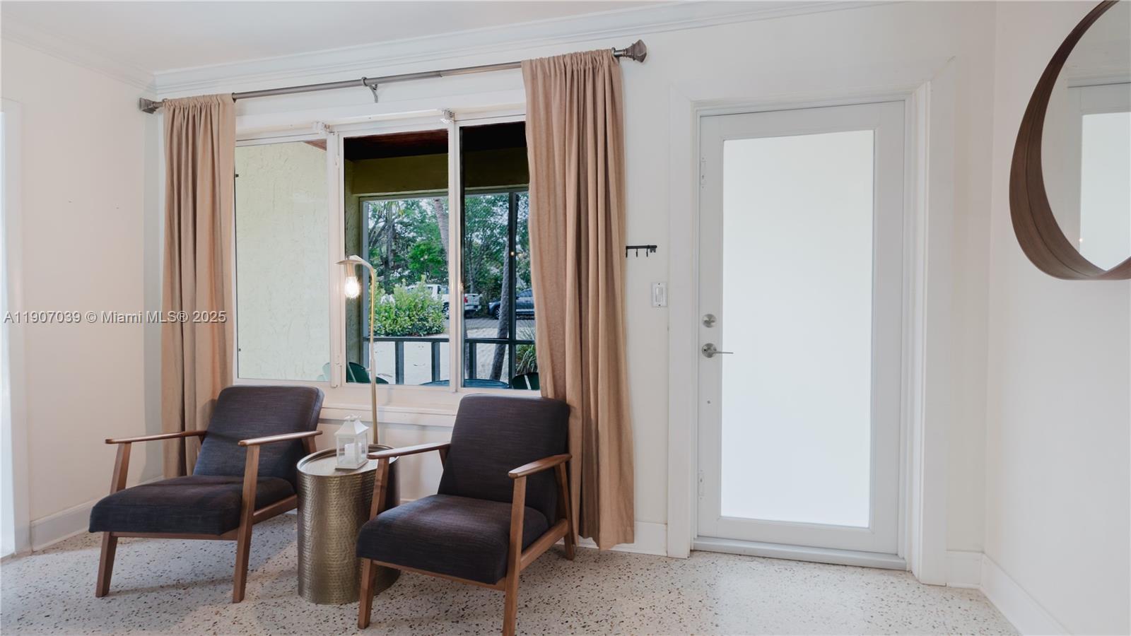 CENTRAL GOLF SEC OF HOLLY - Residential