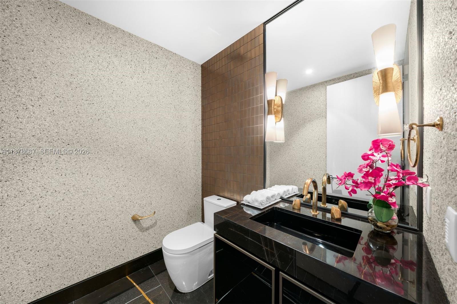 ALTOS DEL MAR NO. 5 - Residential