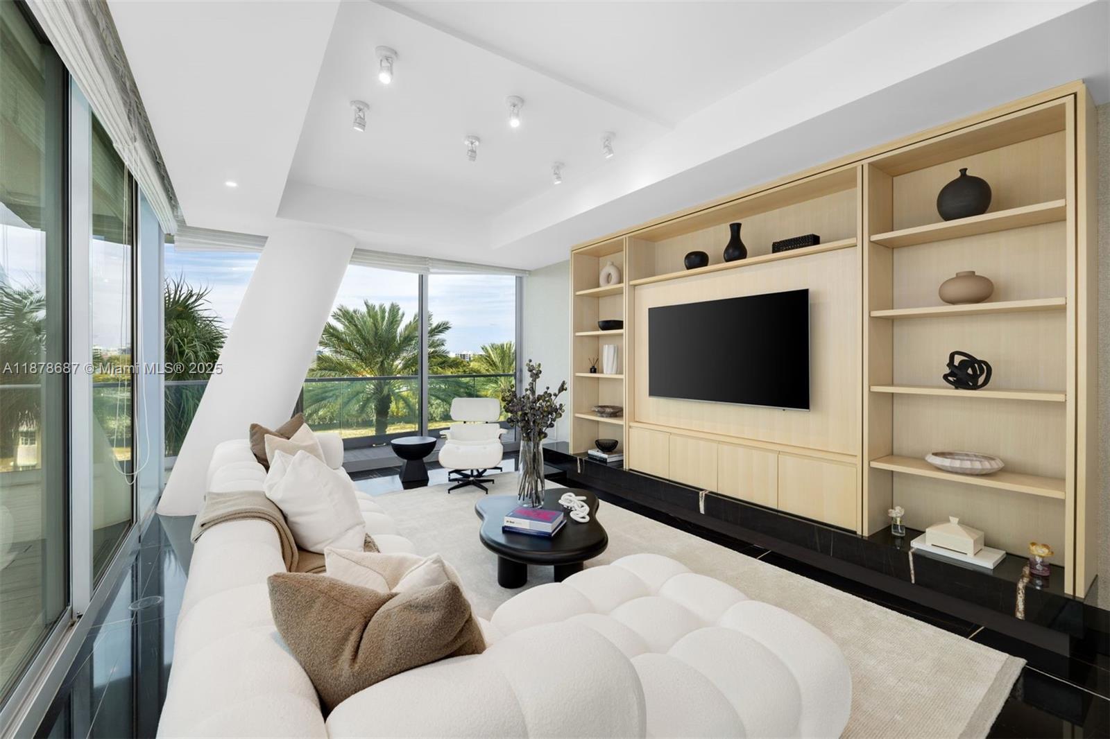 ALTOS DEL MAR NO. 5 - Residential