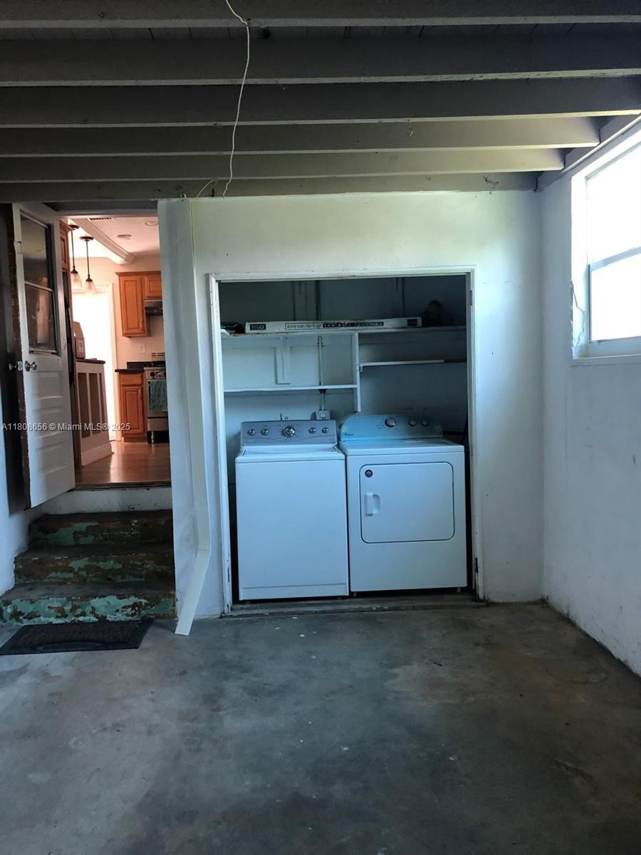 SUNSET TRAILS NO 2 - Residential Lease