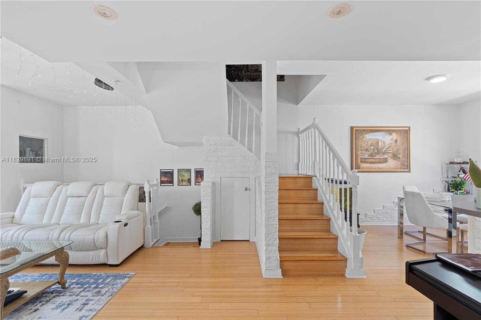 AVENTI AT AVENTURA CONDO - Residential