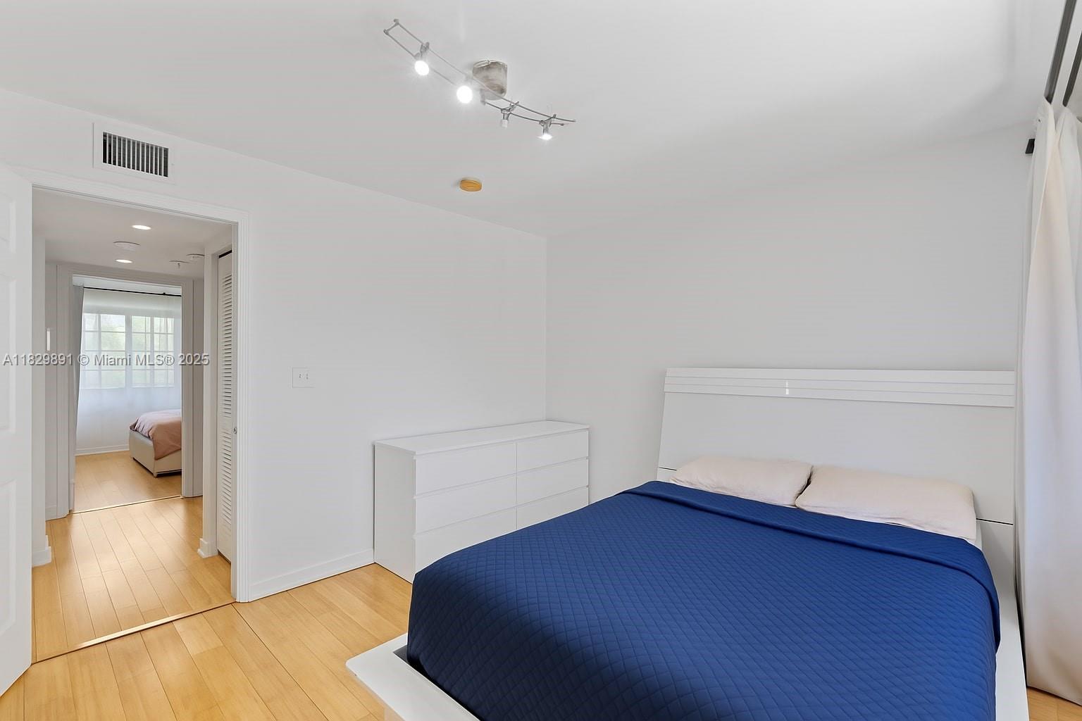 AVENTI AT AVENTURA CONDO - Residential