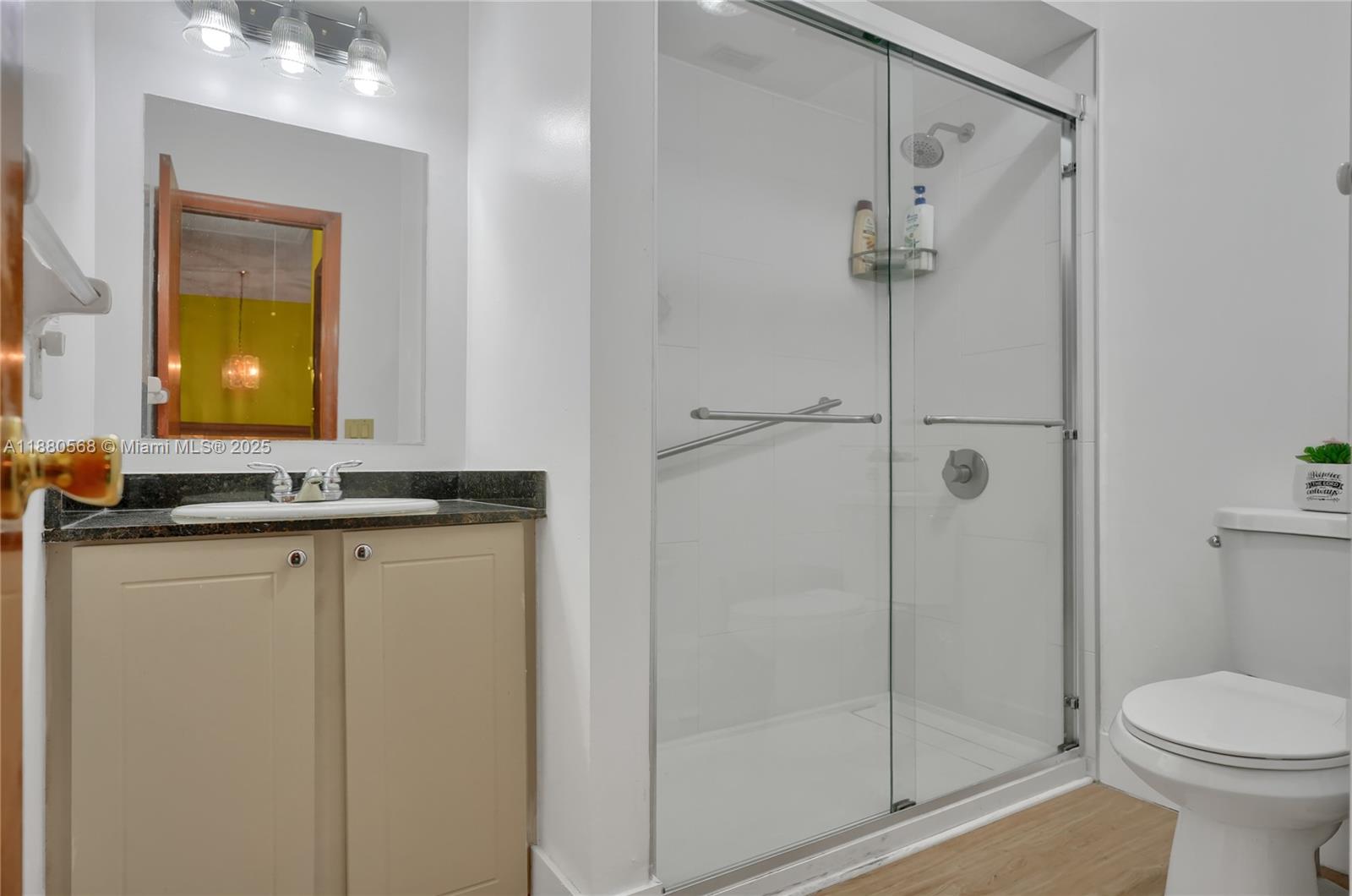 EL RELOJ VILLAS CONDO - Residential