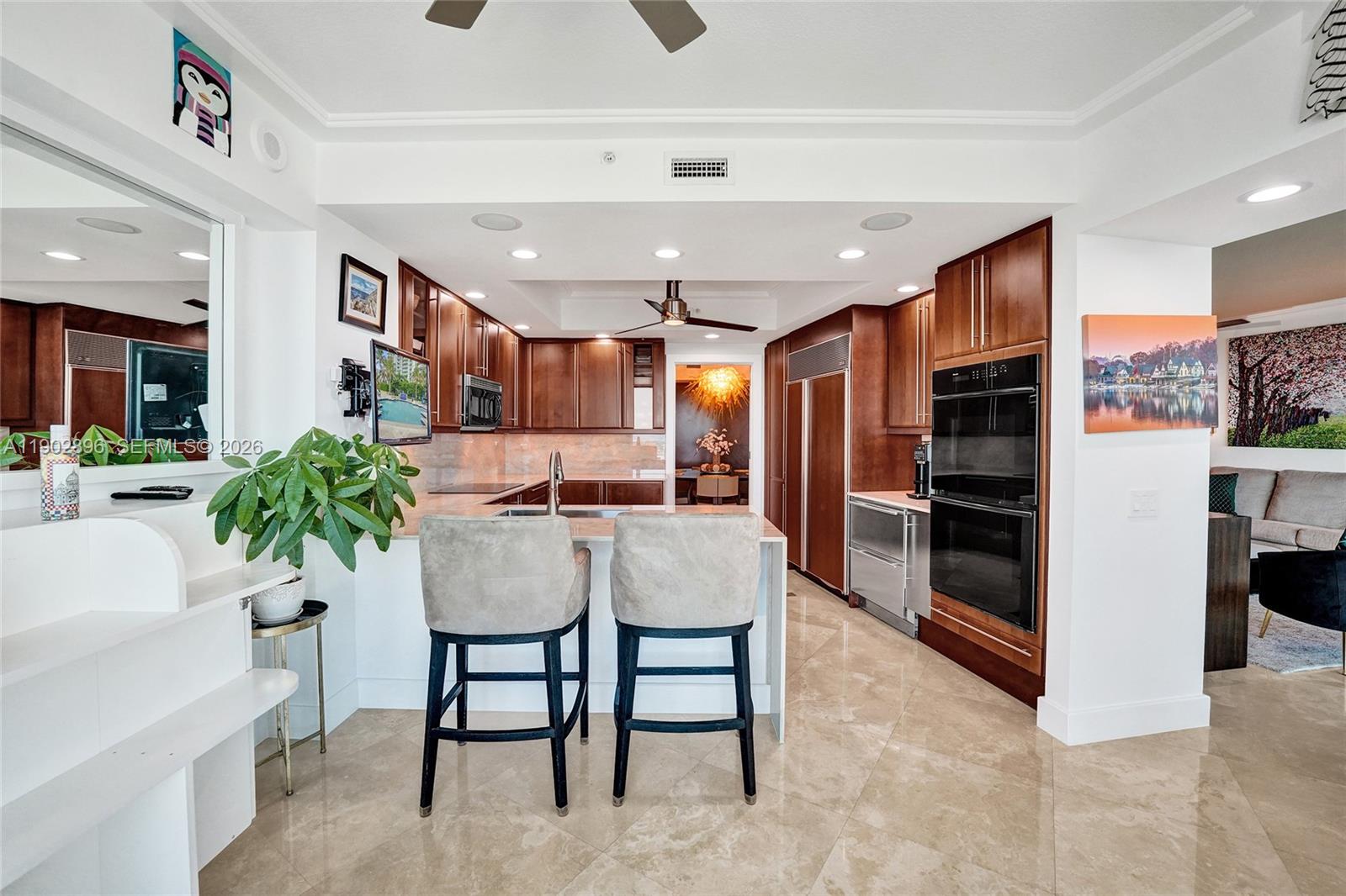 LAS OLAS GRAND CONDO - Residential