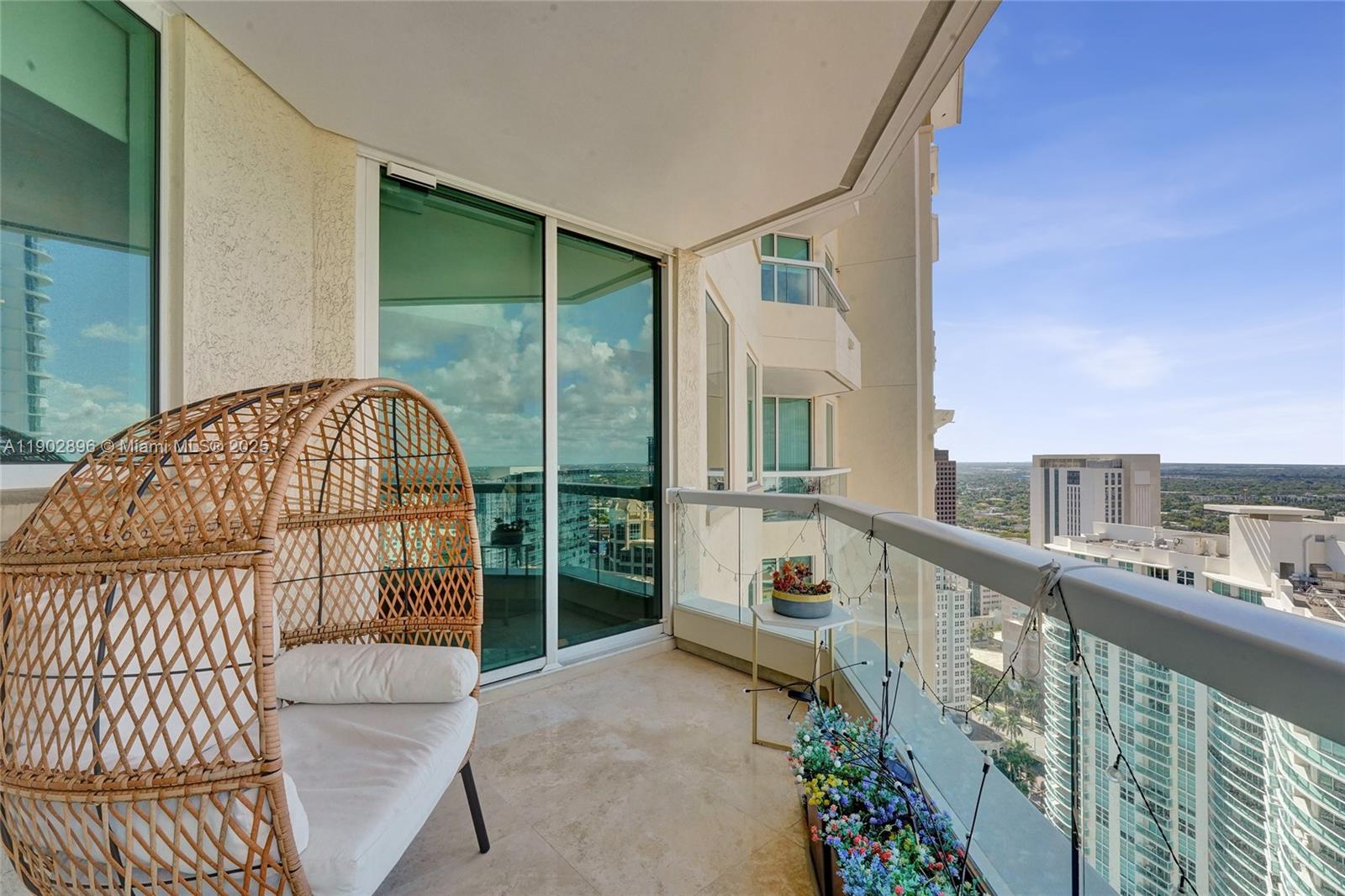 LAS OLAS GRAND CONDO - Residential