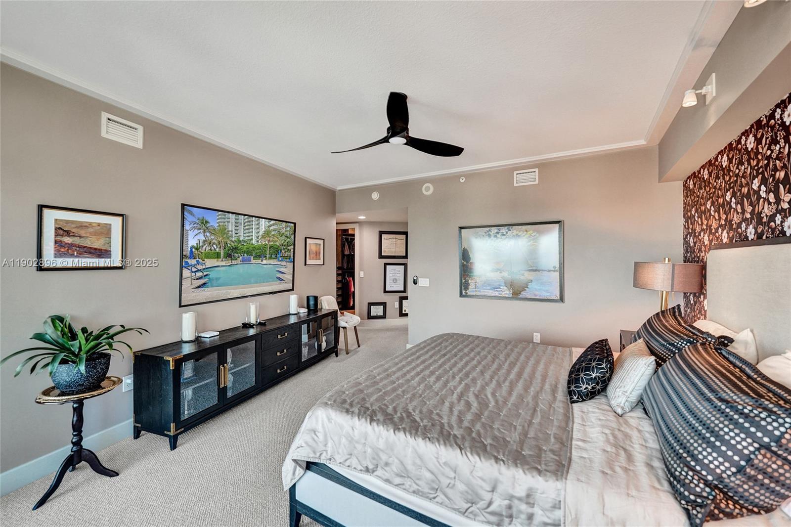 LAS OLAS GRAND CONDO - Residential