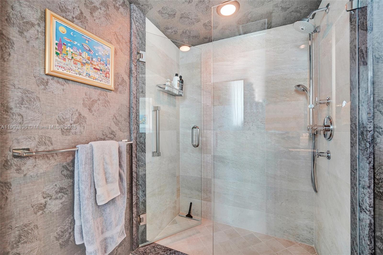 LAS OLAS GRAND CONDO - Residential