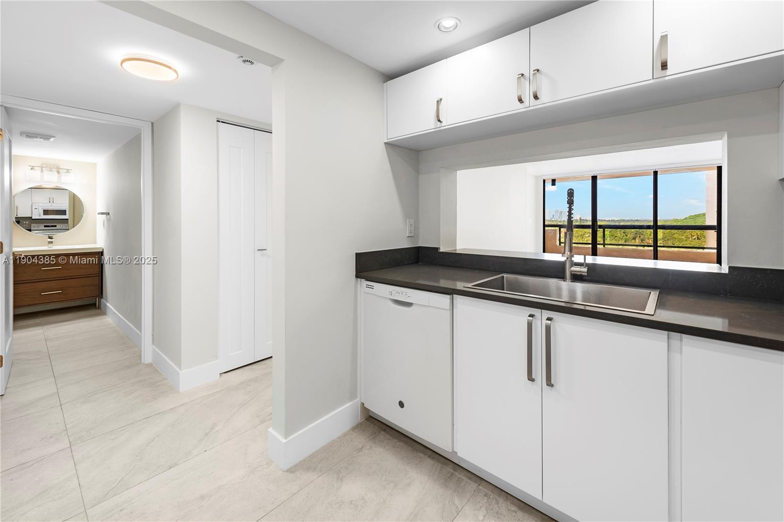 CLUB ATLANTIS CONDO - Residential Lease