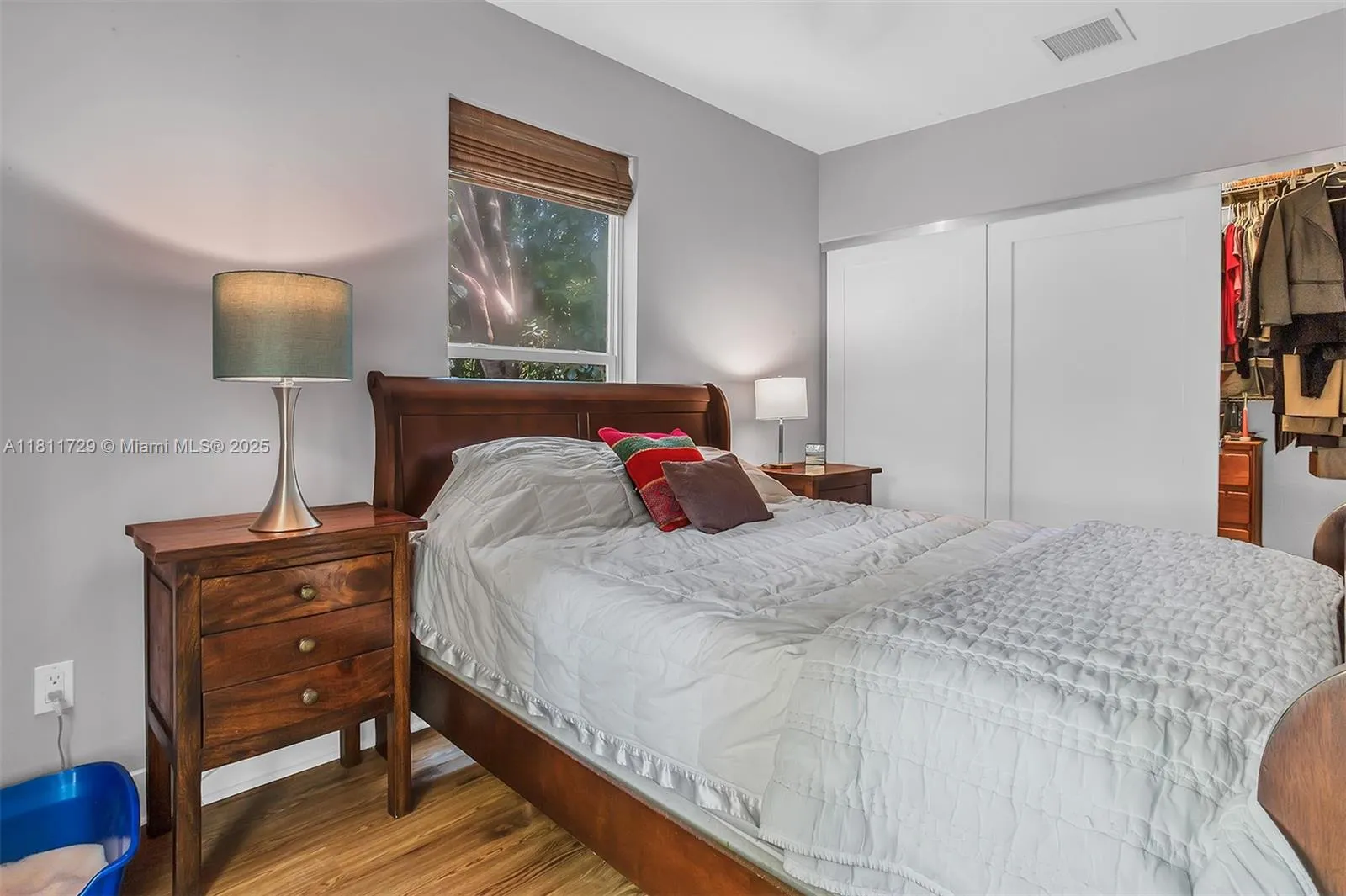 South Miami, Florida 33143, United States, 2 Bedrooms Bedrooms, ,1 BathroomBathrooms,Residential,Active,139851