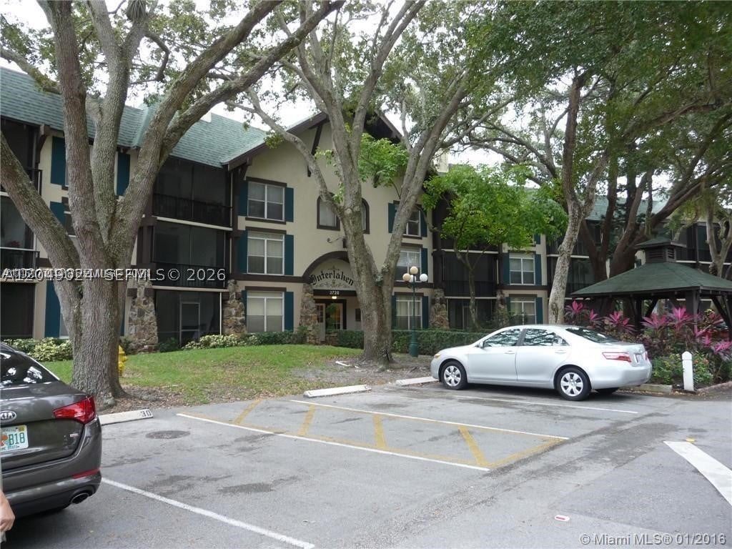 Photo of 3720 Inverrary Dr #3L, Lauderhill, FL 33319 (MLS # A12049024)