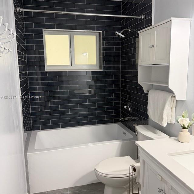 WHISPERING PINES EST SEC - Residential Lease