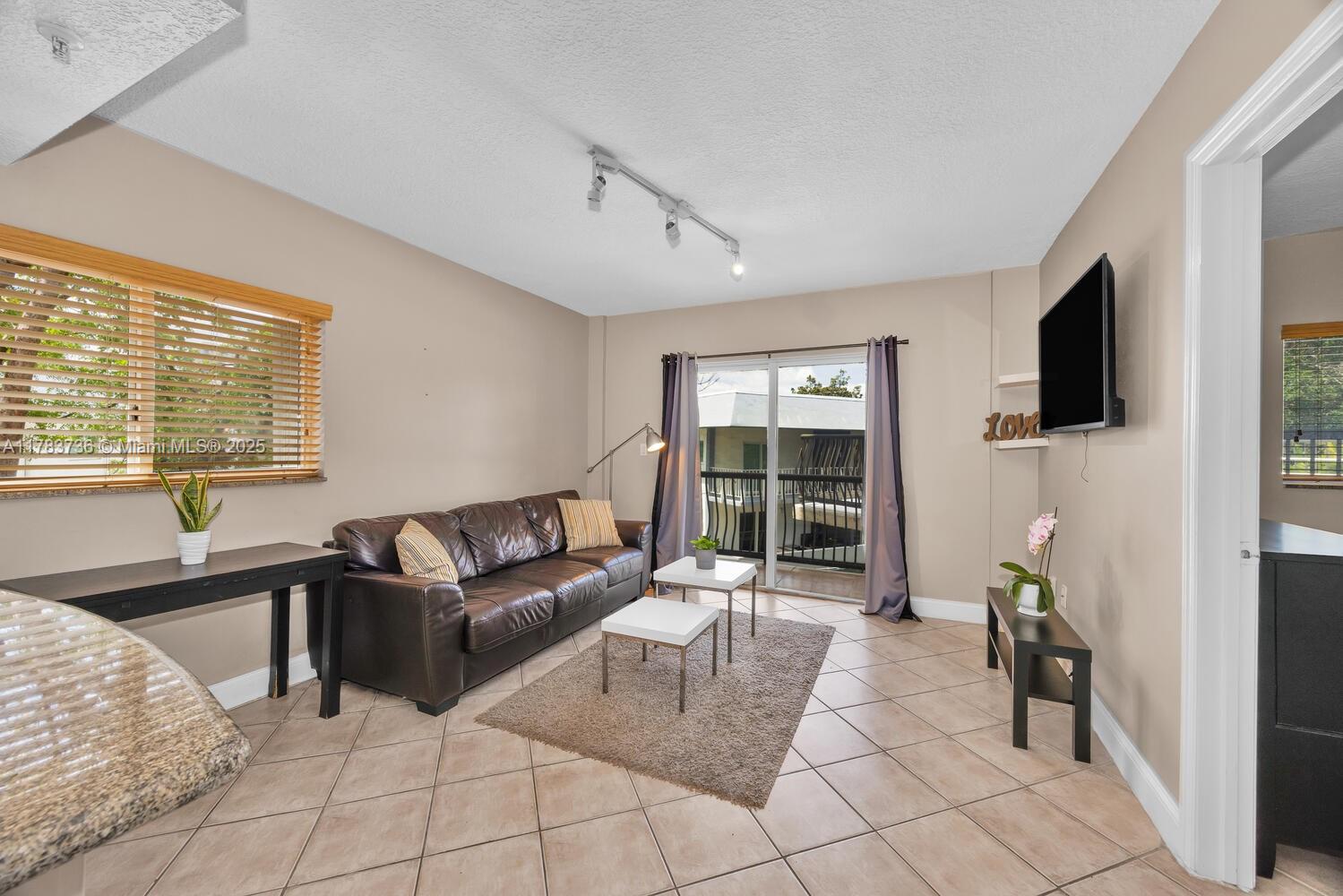 1918 Brickell Ave 204