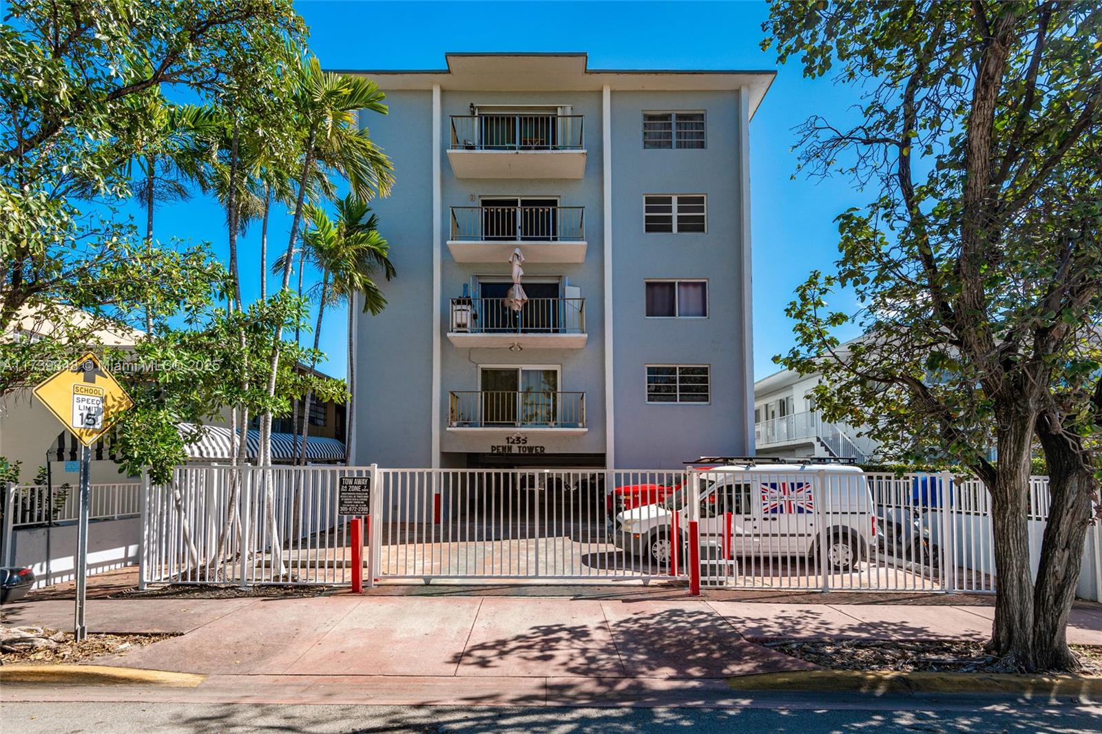 Rental Property at 1235 Pennsylvania Ave 3E, Miami Beach, Miami-Dade County, Florida - Bedrooms: 2 
Bathrooms: 3  - $4,500 MO.