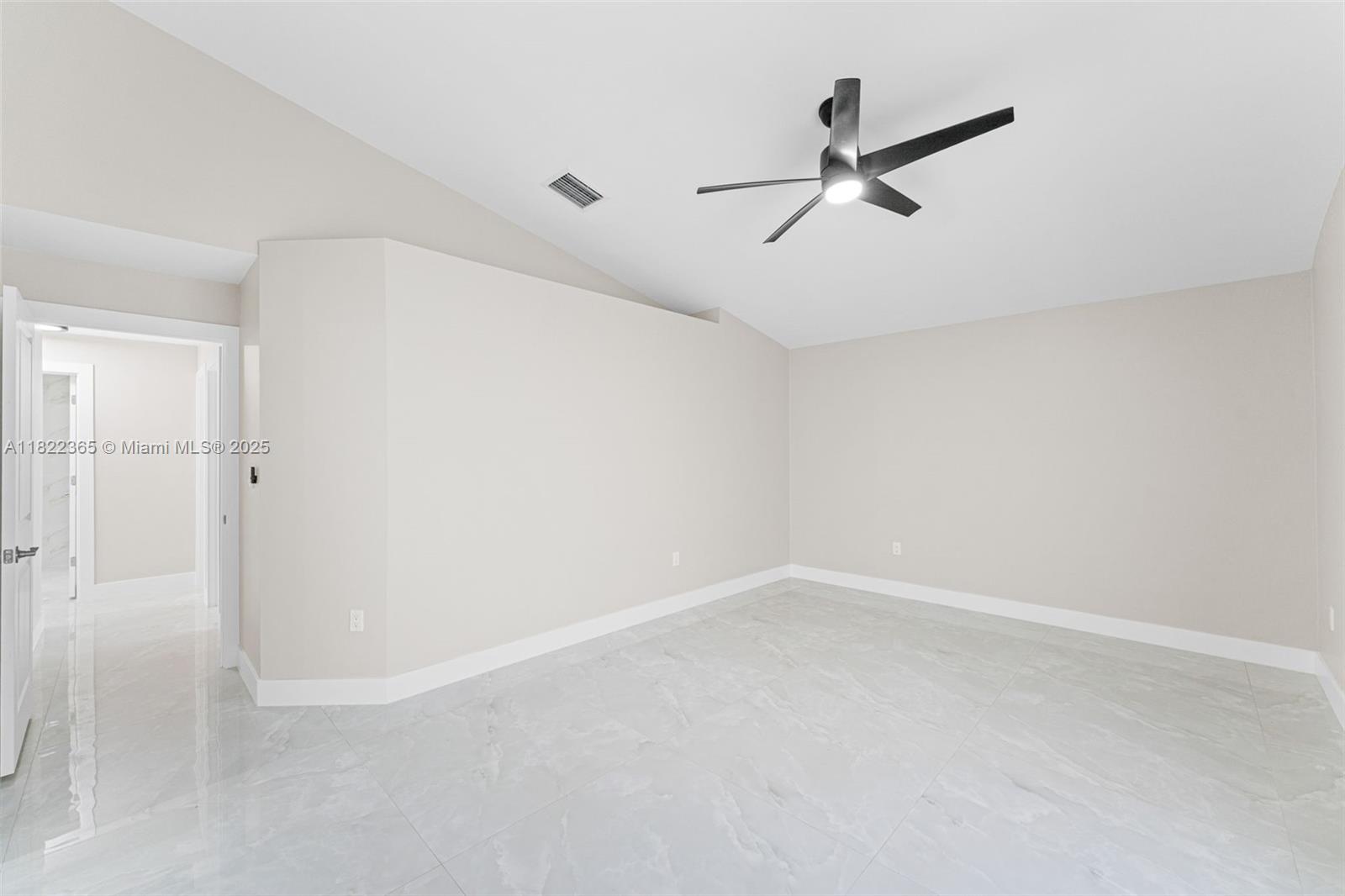 WEITZER HAMMOCKS HOMES SE - Residential Lease
