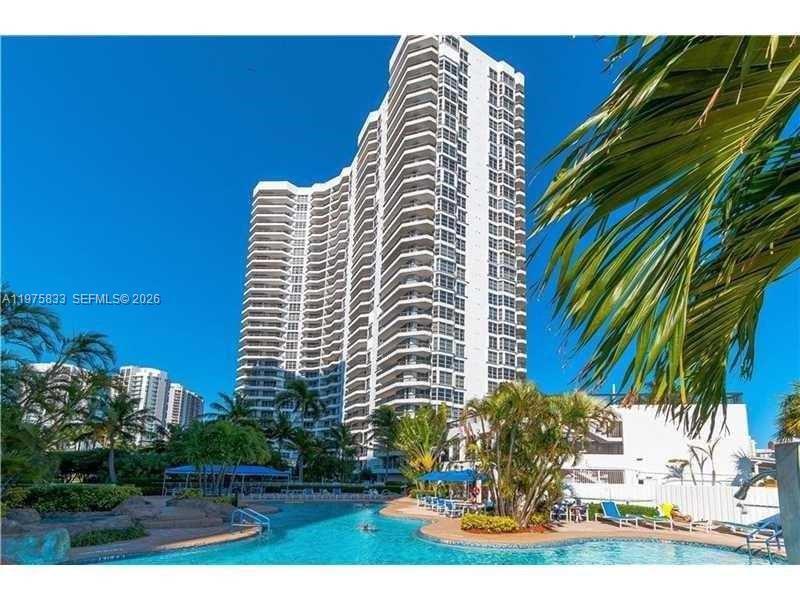 MYSTIC POINTE CONDO NO TH - Residential