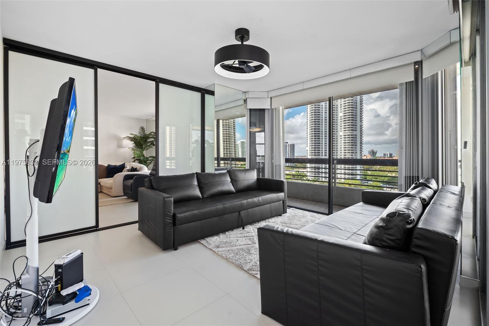 MYSTIC POINTE CONDO NO TH - Residential