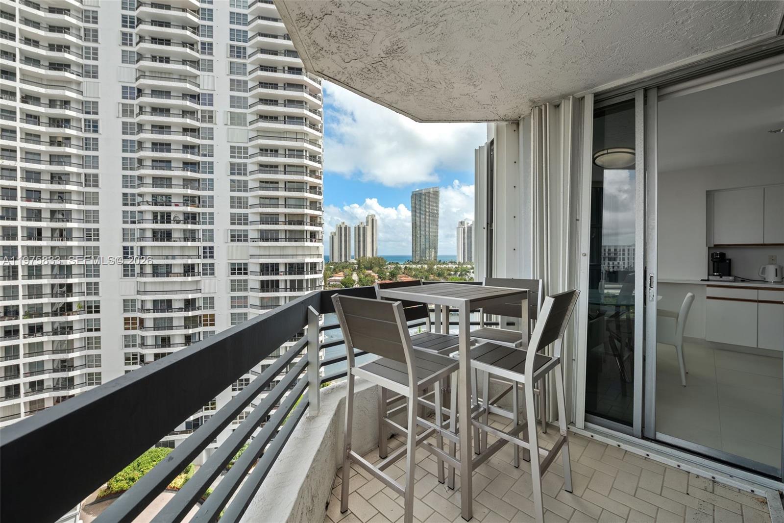 MYSTIC POINTE CONDO NO TH - Residential