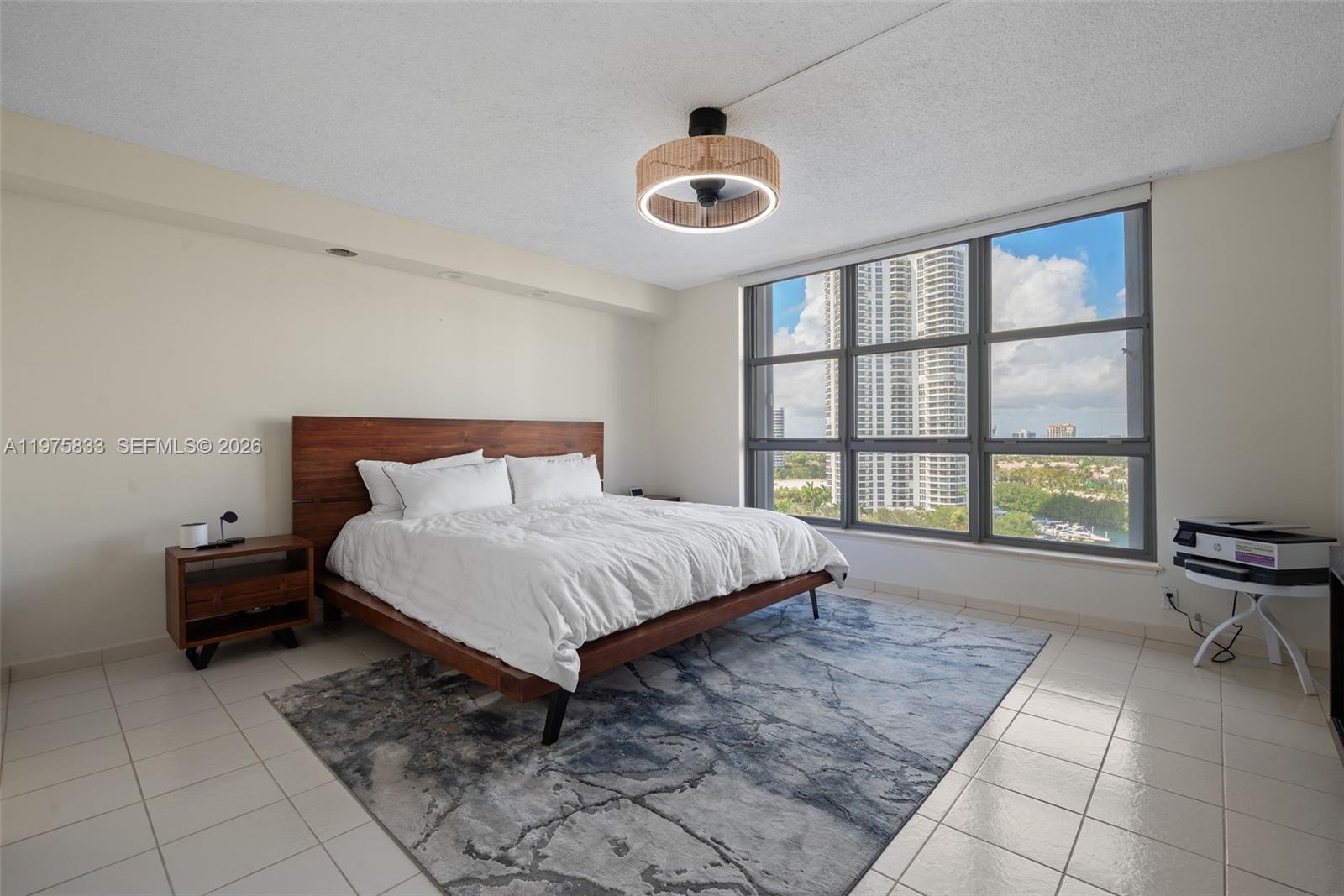 MYSTIC POINTE CONDO NO TH - Residential