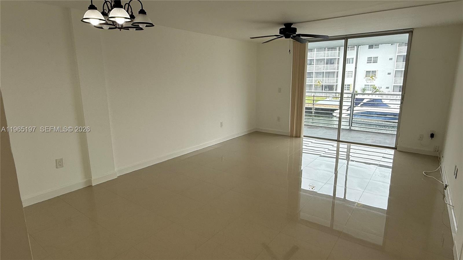 EDEN ISLES CONDO PART 3 - Residential