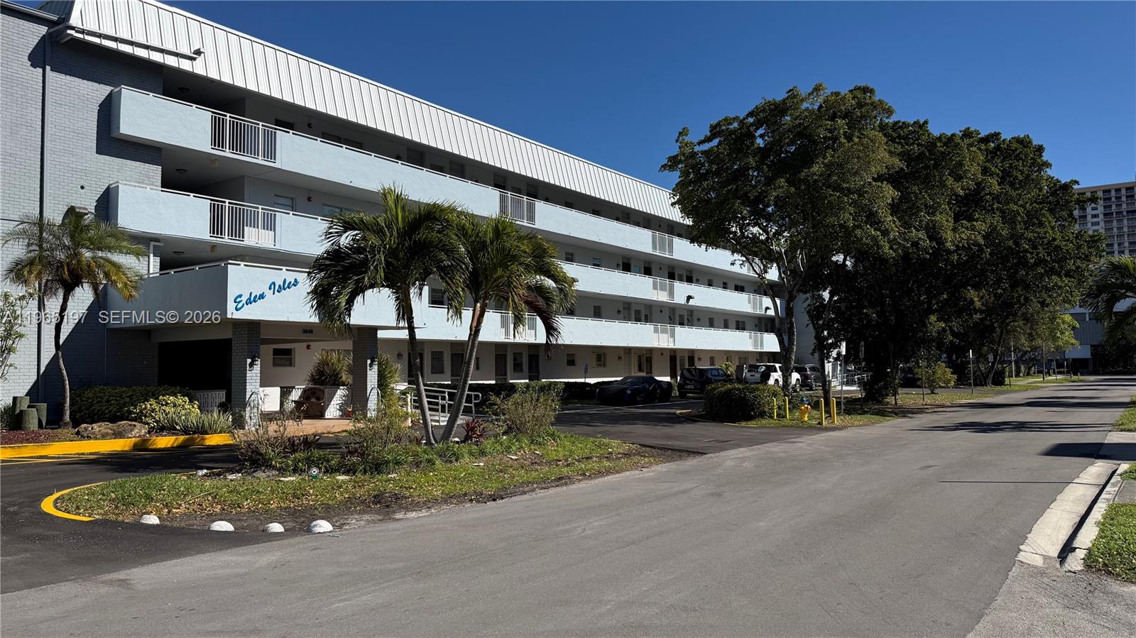 EDEN ISLES CONDO PART 3 - Residential