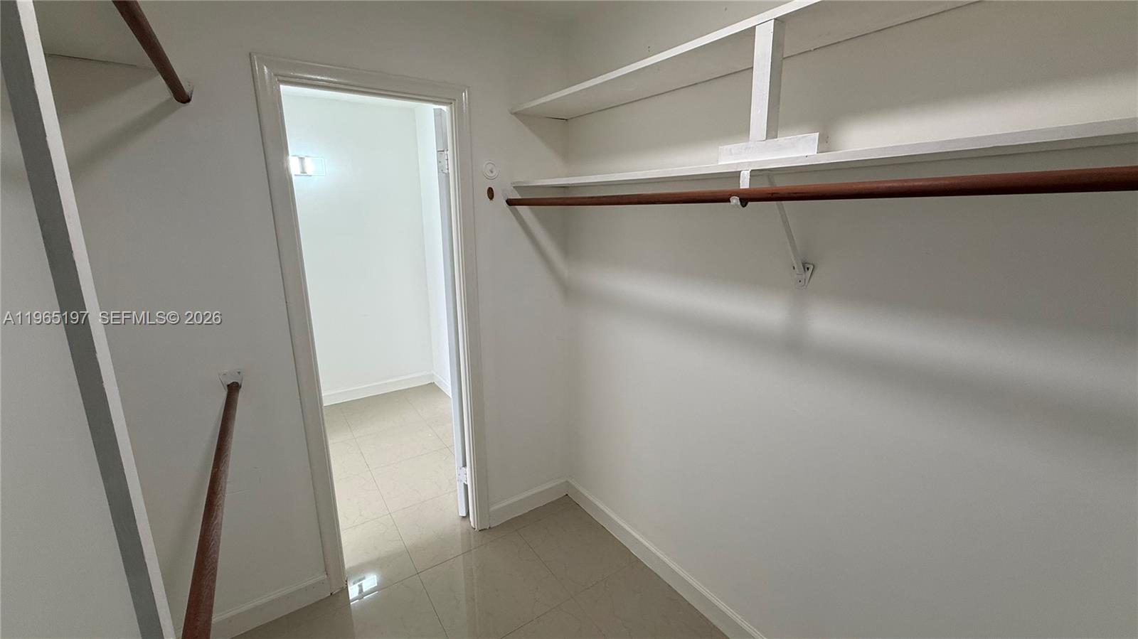 EDEN ISLES CONDO PART 3 - Residential