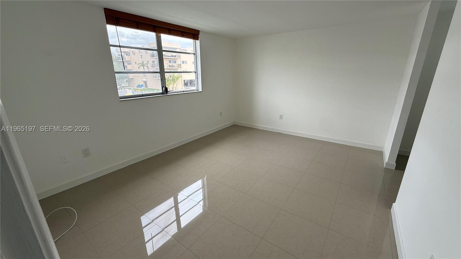 EDEN ISLES CONDO PART 3 - Residential