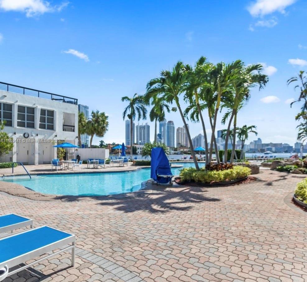 MYSTIC POINTE CONDO NO TH - Residential