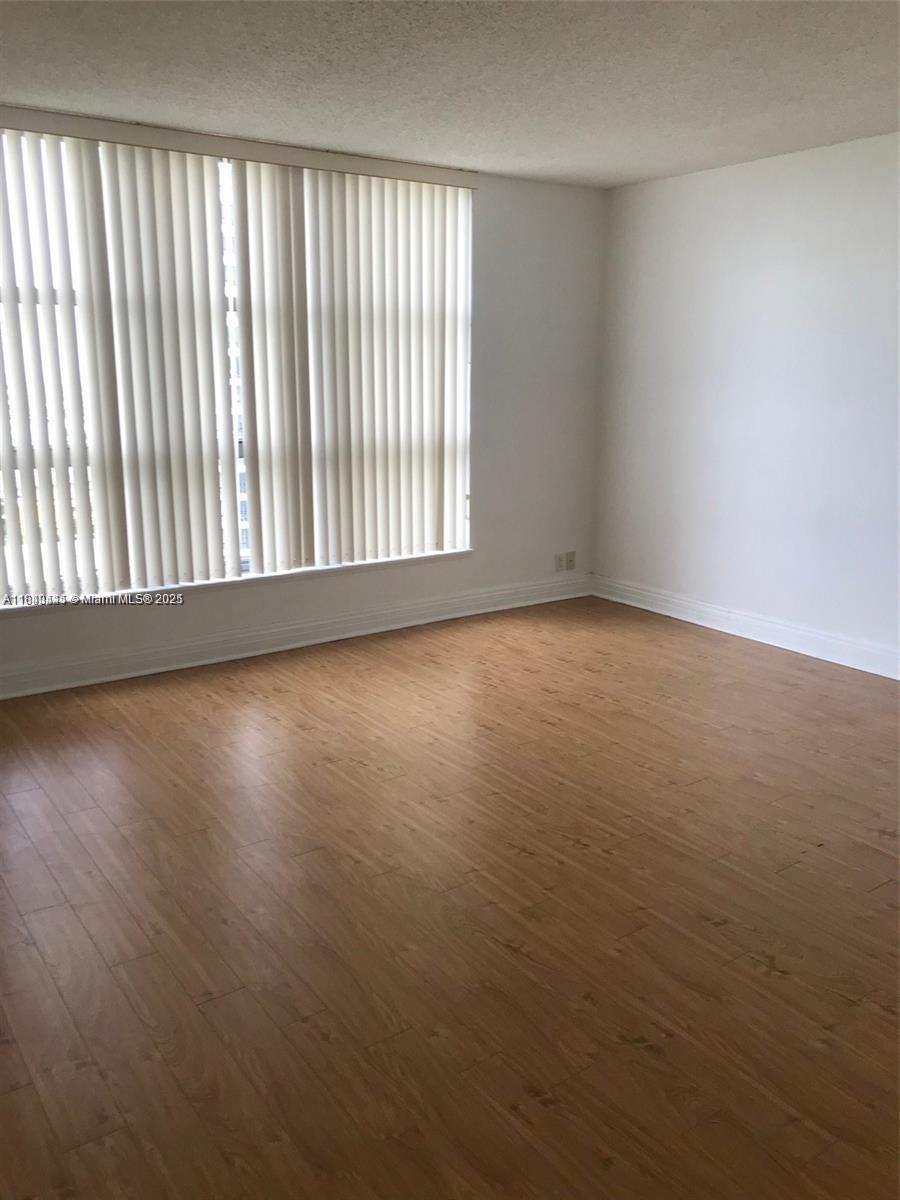 MYSTIC POINTE CONDO NO TH - Residential