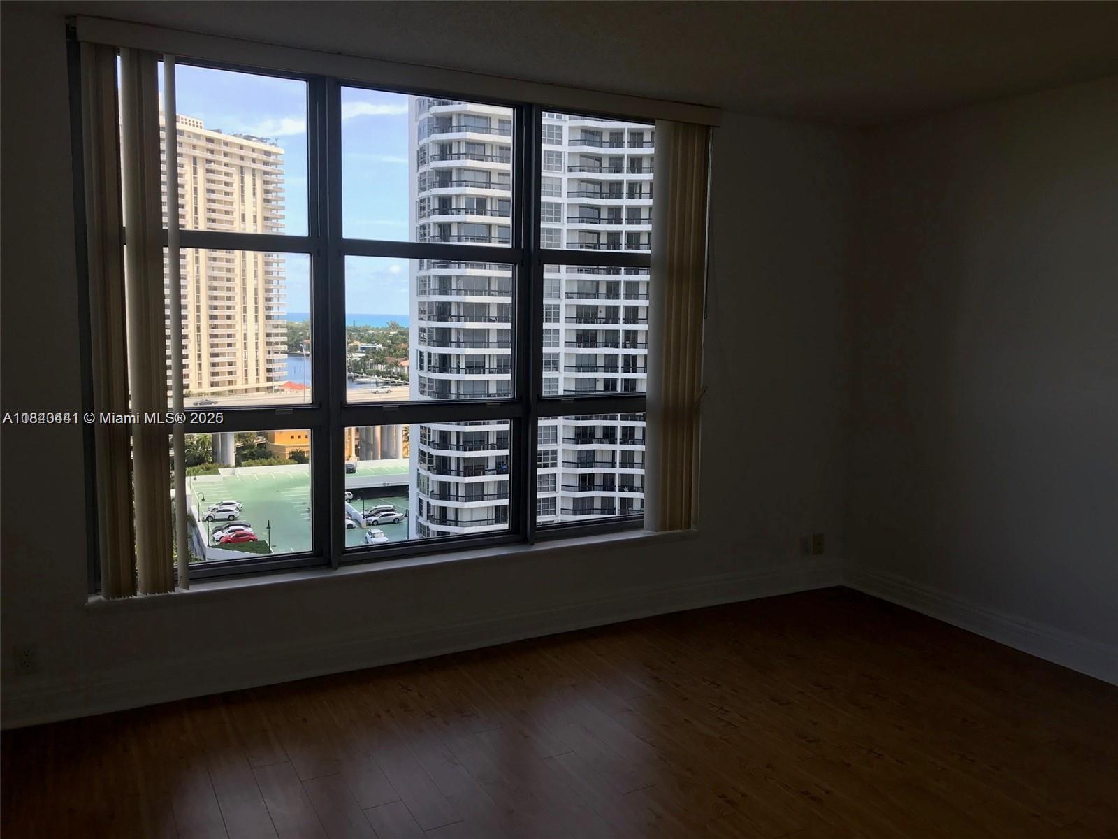 MYSTIC POINTE CONDO NO TH - Residential