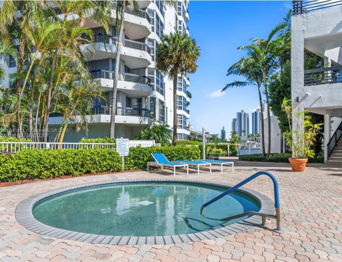 MYSTIC POINTE CONDO NO TH - Residential