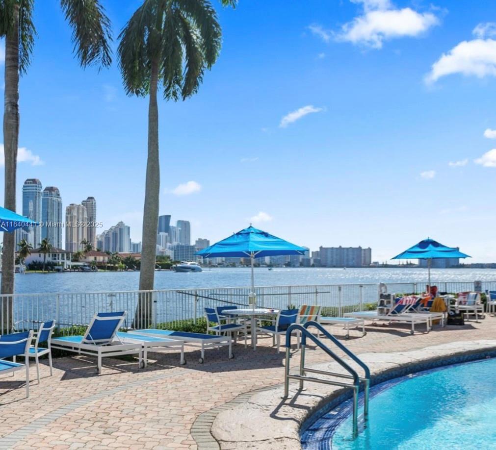 MYSTIC POINTE CONDO NO TH - Residential