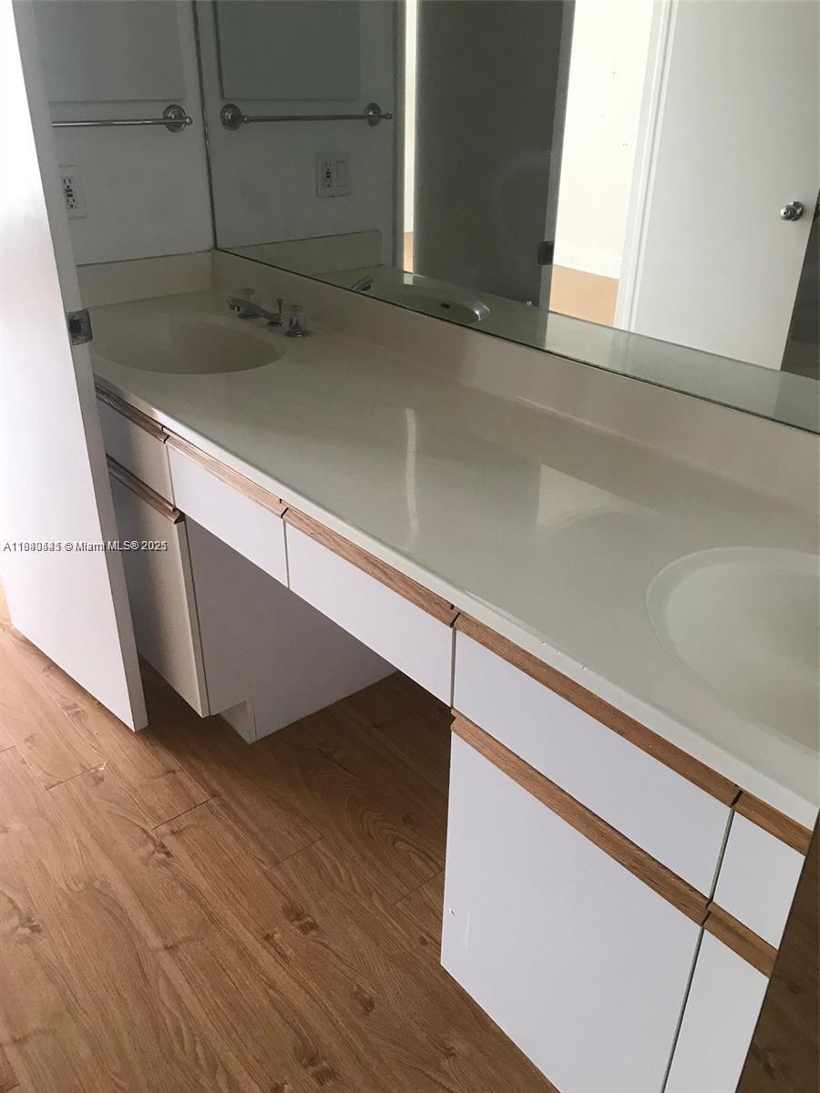 MYSTIC POINTE CONDO NO TH - Residential