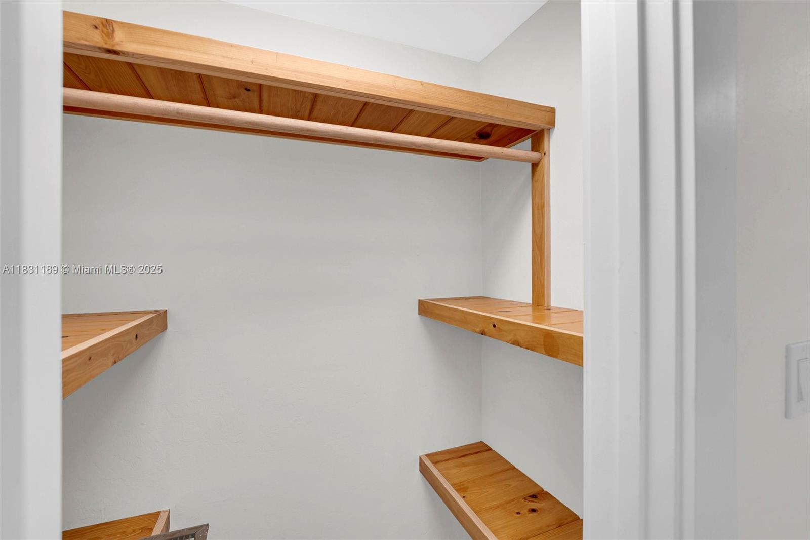 GULF HAVEN - Residential