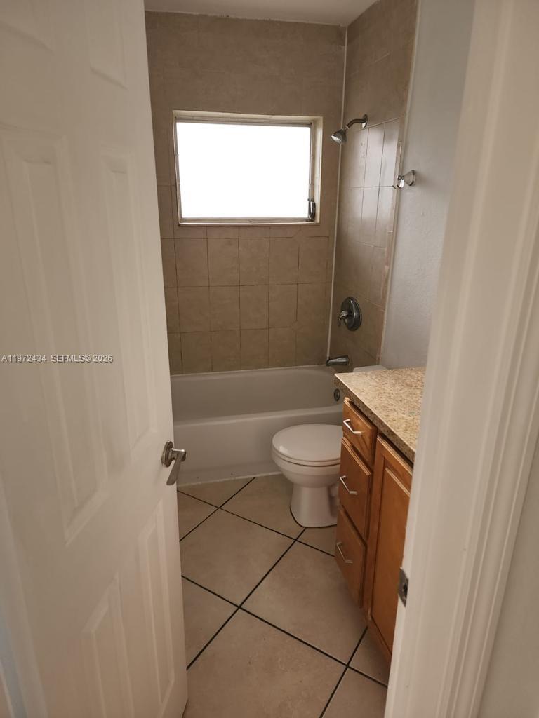 GALLOWOOD CONDO - Residential Lease