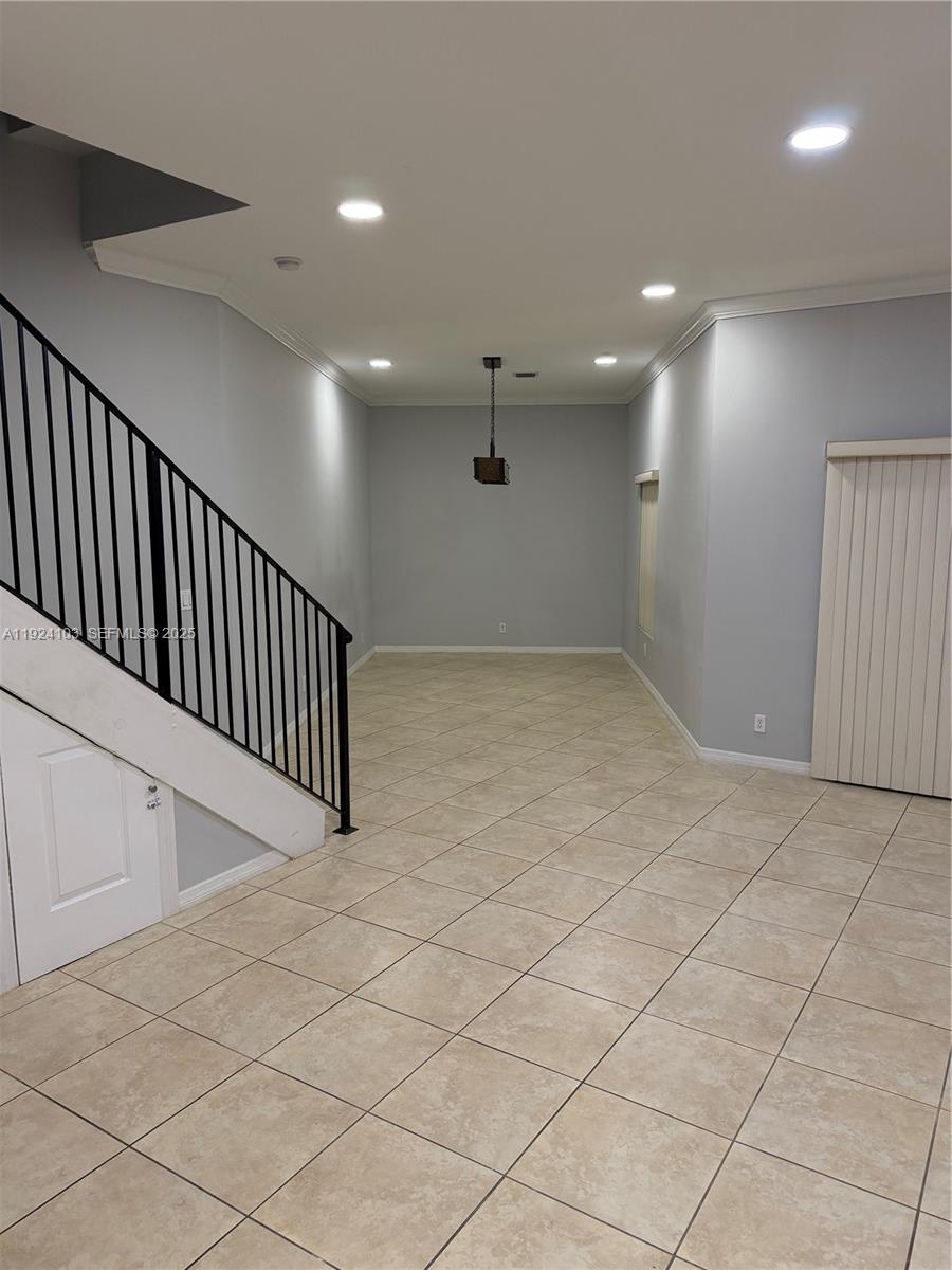 CLAIRE LAKE - Residential