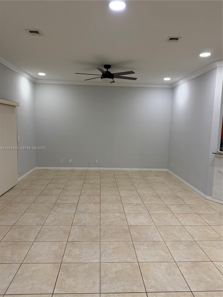 CLAIRE LAKE - Residential